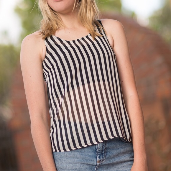 Ladder back tank from LF - Picture 3 of 3